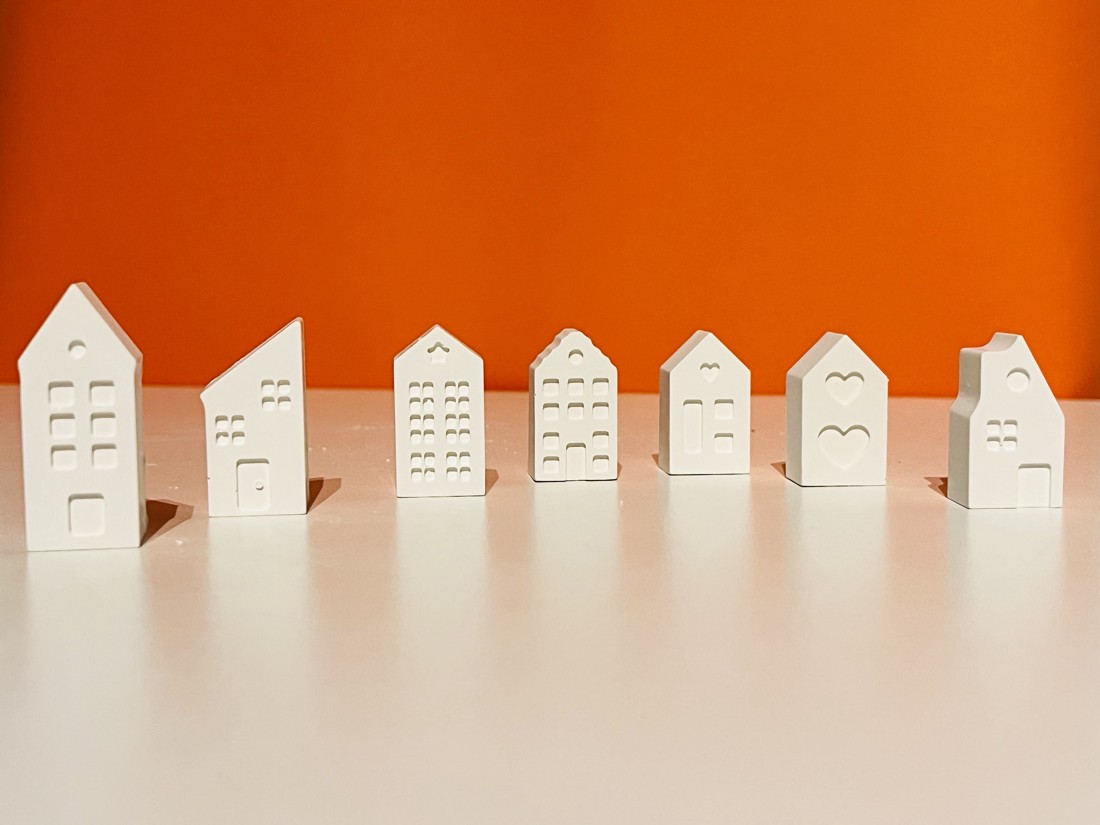 Satul de Crăciun DIY - colorat - crăciun - decorațiuni de crăciun de casă - căsuțe decorative de crăciun - Artynos.ro