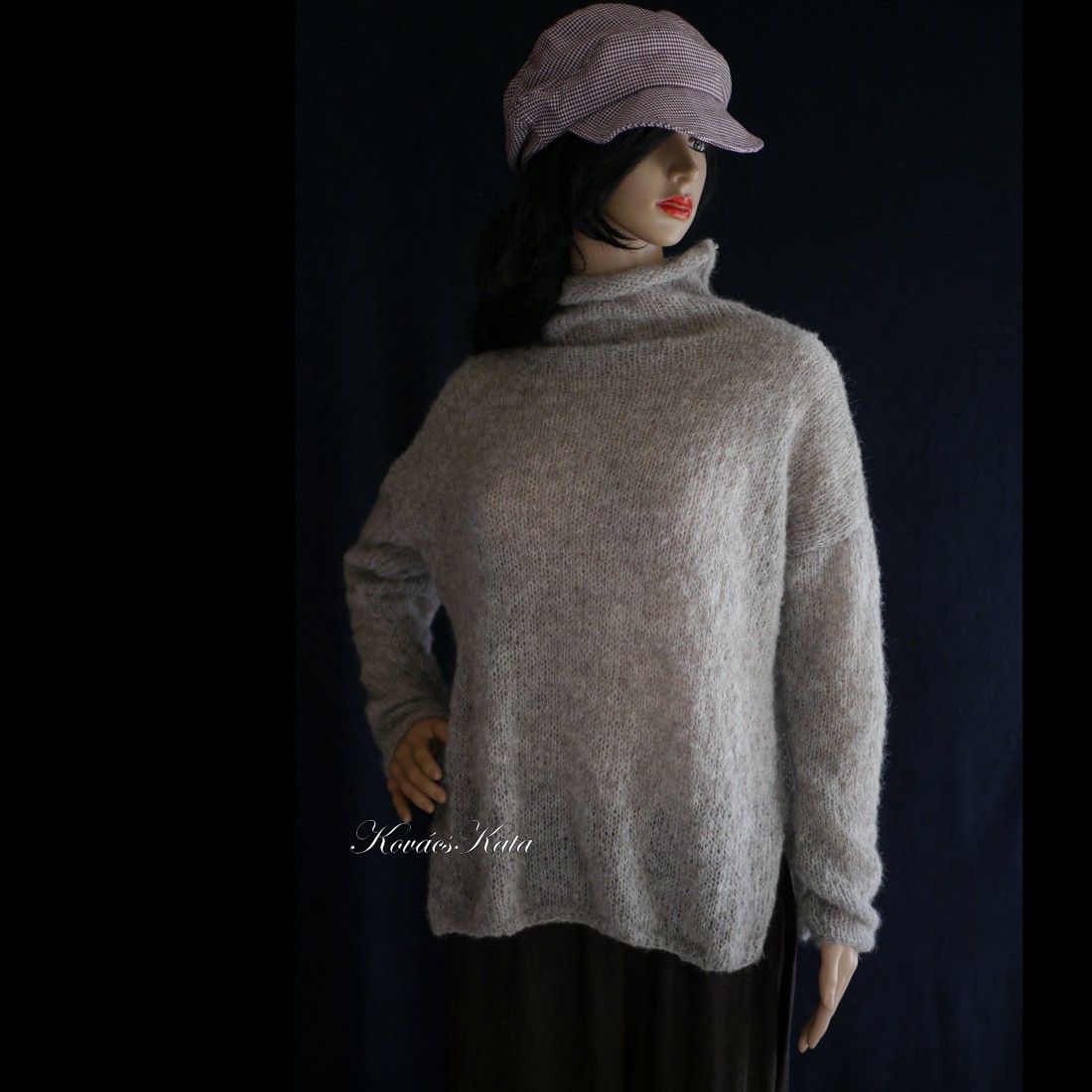 TEKNŐCALPAKA-PULCSI - pulover exclusiv tricotat manual / gri - îmbrăcăminte și modă - haine damă - hanorace, cardigane - Artynos.ro