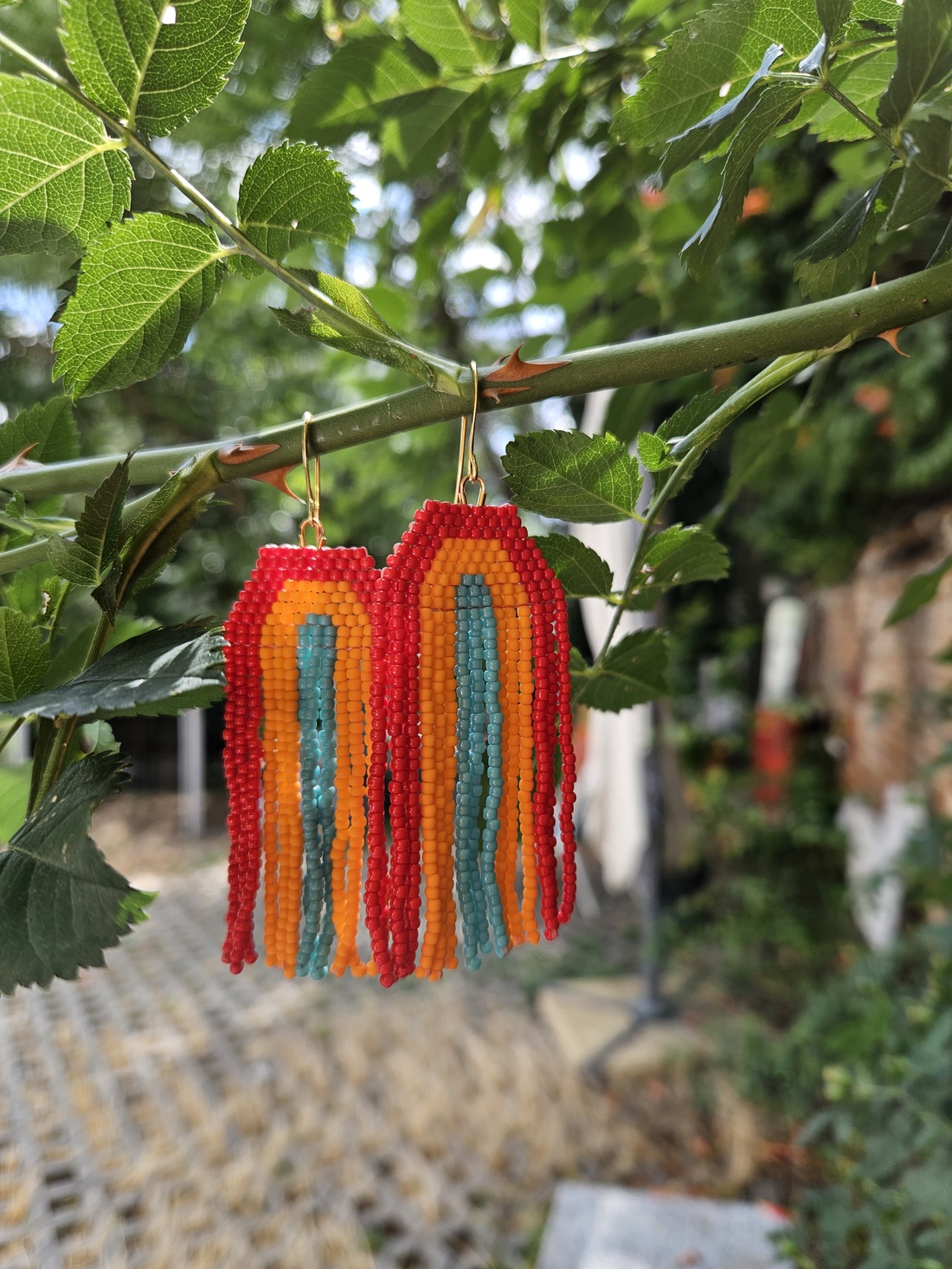 Cercei mini curcubeu  - bijuterii - cercei - cercei din mărgele - Artynos.ro