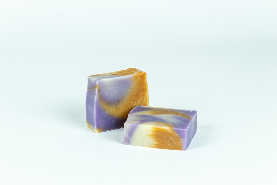 Lavandă și Gălbenele  - igienă și înfrumusețare - săpunuri și articole de igienă - săpun artizanal - Artynos.ro