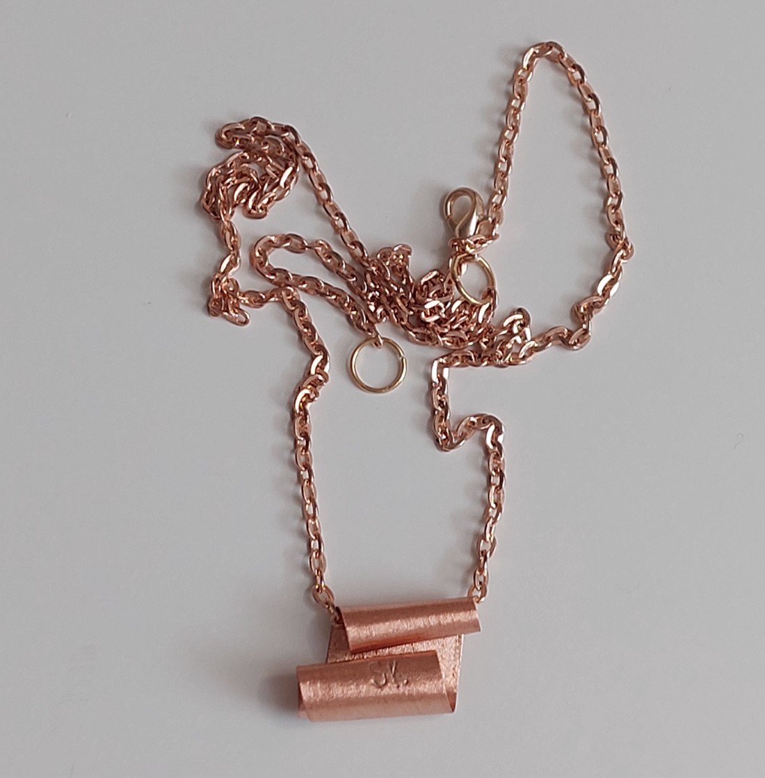 Colier cu pandantiv din cupru -  - Artynos.ro Colier cu pandantiv din cupru -  - Artynos.ro