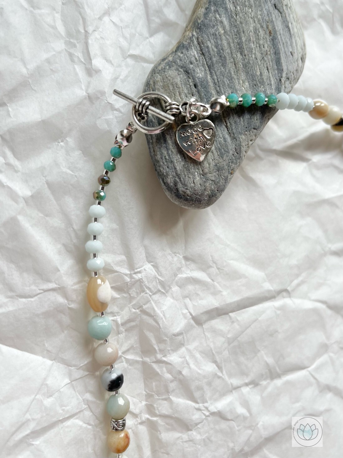 Colier mineral pentru femei Amazonite, bijuterii minerale - - Artynos.ro Colier mineral pentru femei Amazonite, bijuterii minerale - - Artynos.ro