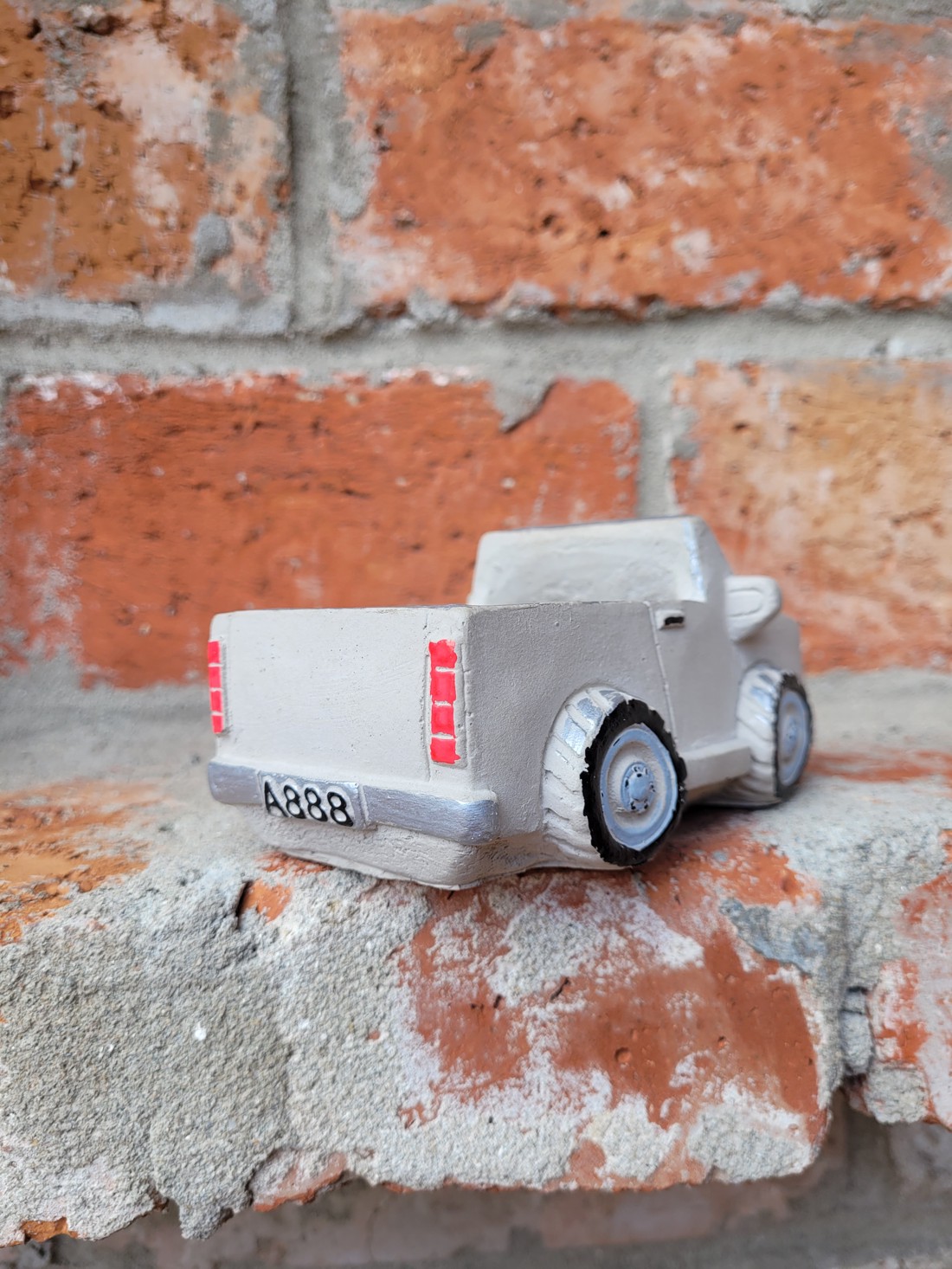 Baril de camion colorat în beton, lumini frumos vopsite, toate impregnate - - Artynos.ro Baril de camion colorat în beton, lumini frumos vopsite, toate impregnate - - Artynos.ro