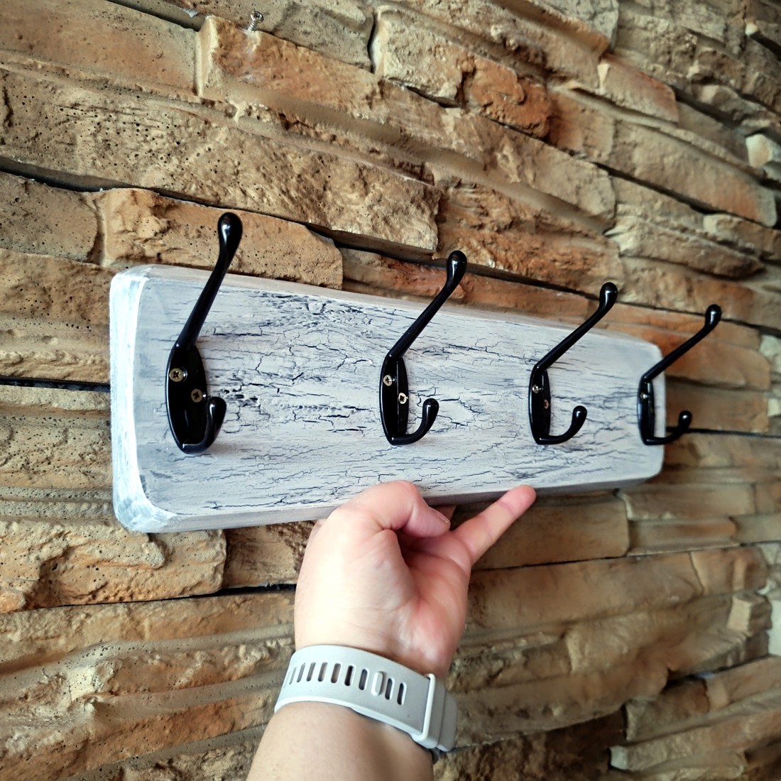 Rack de depozitare a hainelor montat pe perete în stil vintage - casă & stil de viață - mobilier artizanal - cuier - Artynos.ro