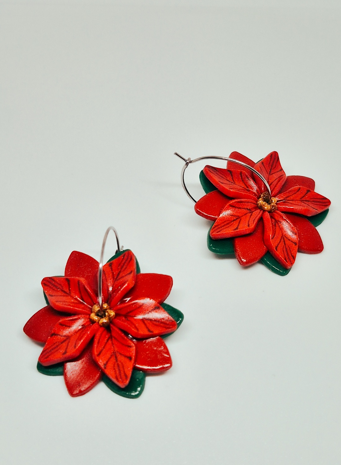 Cercei Poinsettia - bijuterii - cercei - cercei hoops - Artynos.ro
