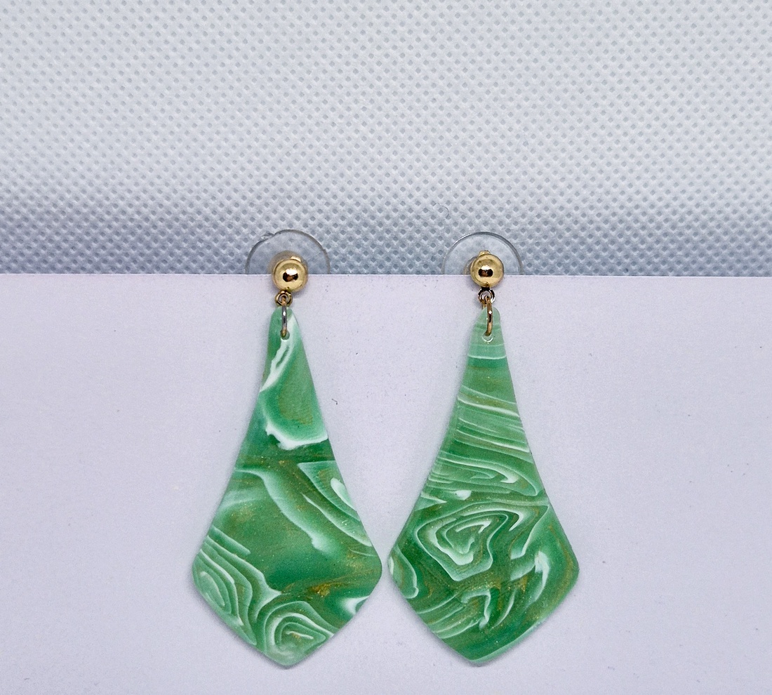 Cercei Cravată verde - bijuterii - cercei - cercei lungi - Artynos.ro