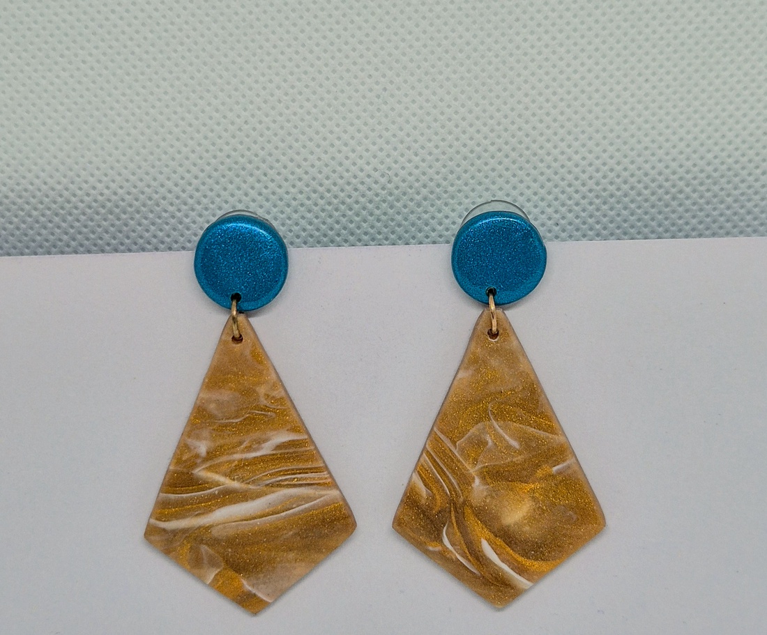 Cercei Cravată aurie - bijuterii - cercei - cercei lungi - Artynos.ro