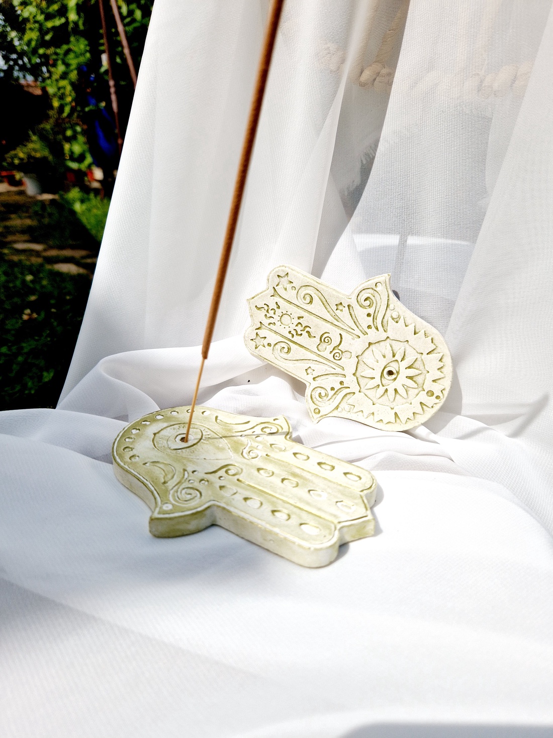 Suport betisoare parfumate - casă & stil de viață - accesorii pentru decorat casa - decorațiuni cu tematică spirituală - tămâie și suport tămâie - Artynos.ro Suport betisoare parfumate - casă & stil de viață - accesorii pentru decorat casa - decorațiuni cu tematică spirituală - tămâie și suport tămâie - Artynos.ro