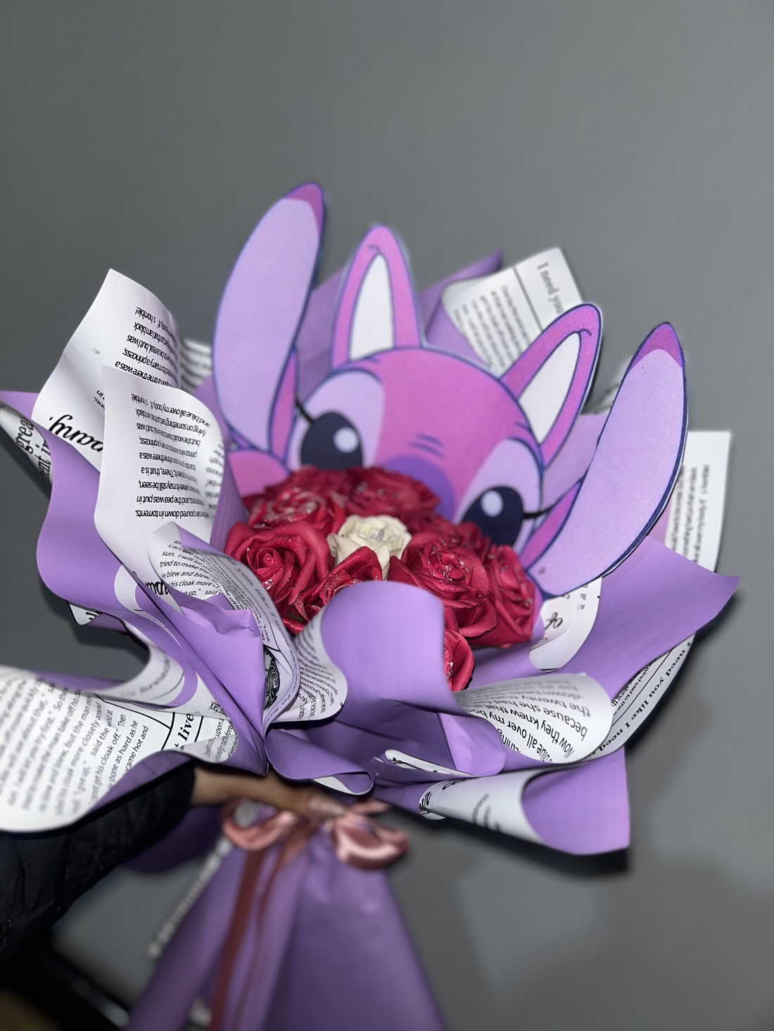 Buchet 11 trandafiri de săpun  Stitch Dream, cadou romantic / decorativ - casă & stil de viață - accesorii pentru decorat casa - suport de flori - buchete de flori - Artynos.ro