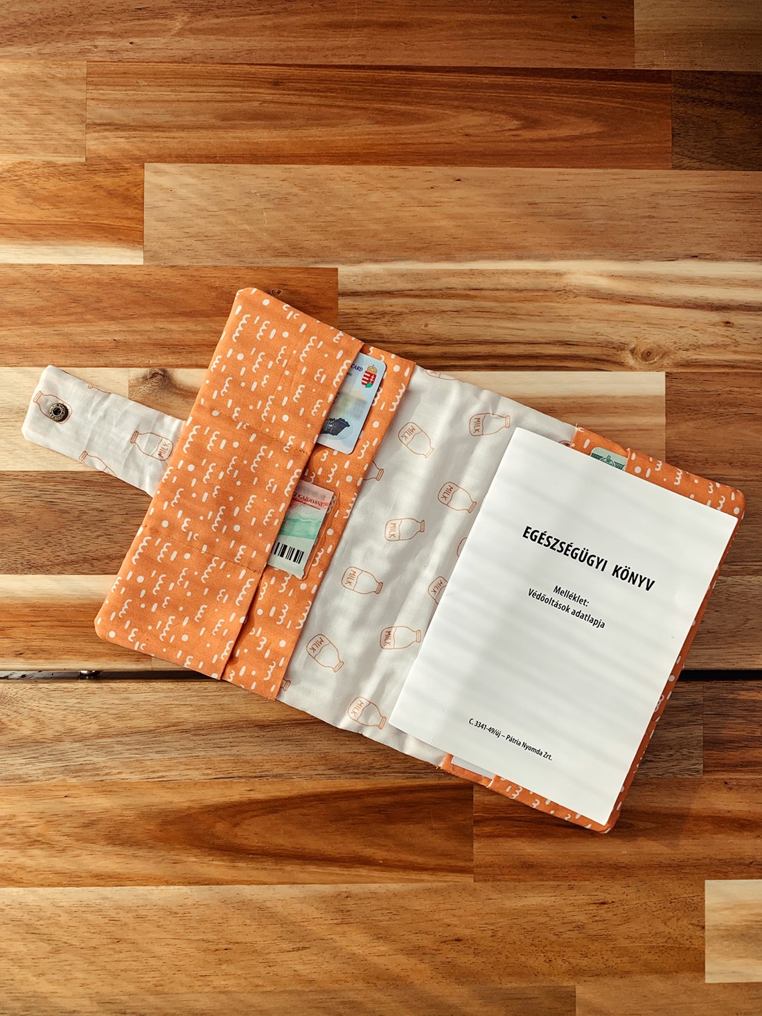 Copertă de carnet de sănătate cu buzunare pentru documente - CukiCuki -  - Artynos.ro