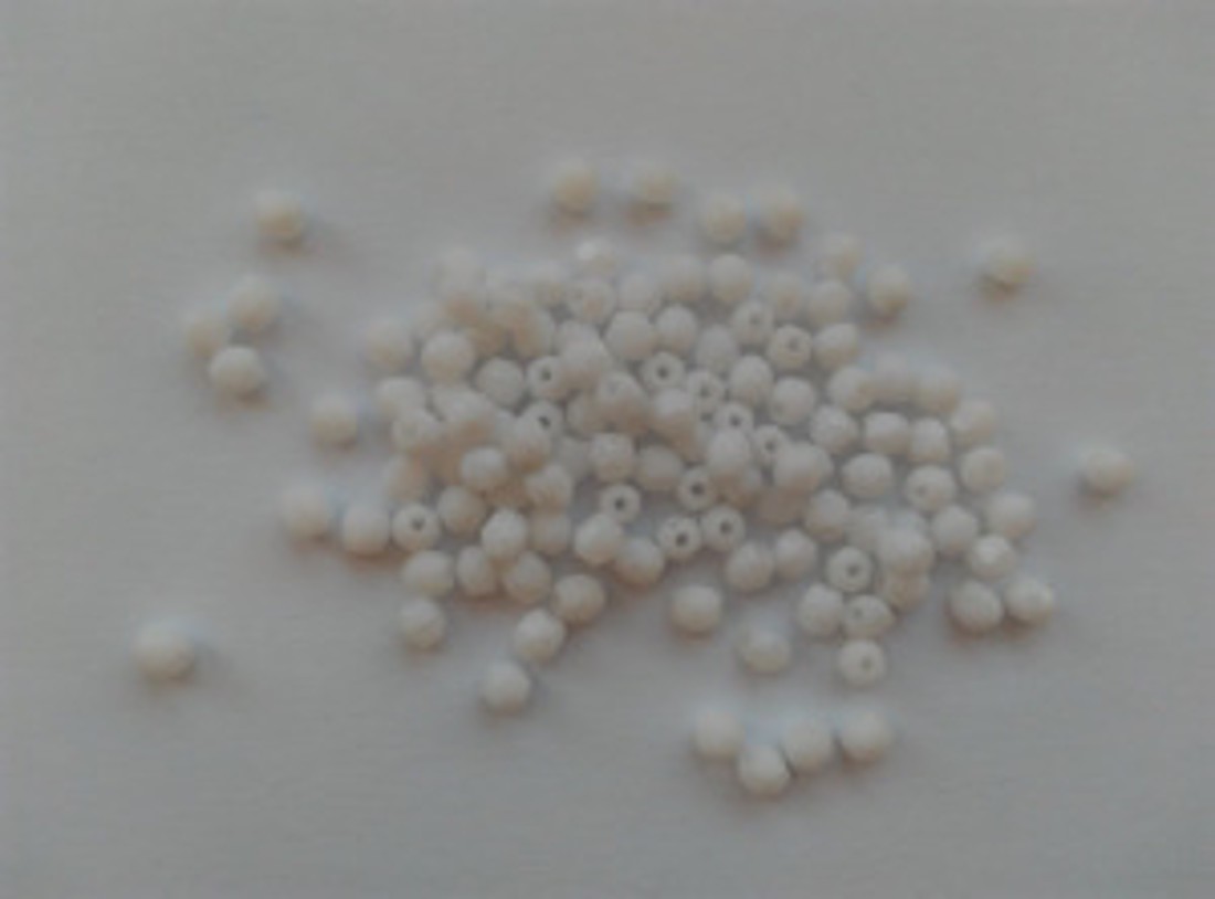 Mărgele cehe fațetate din sticlă - 3mm - 100 buc / pachet - alb - - Artynos.ro Mărgele cehe fațetate din sticlă - 3mm - 100 buc / pachet - alb - - Artynos.ro