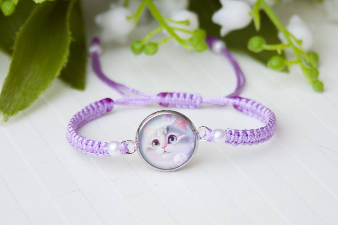 Brățară macramé împletită pentru copii - Kitty violet -  - Artynos.ro