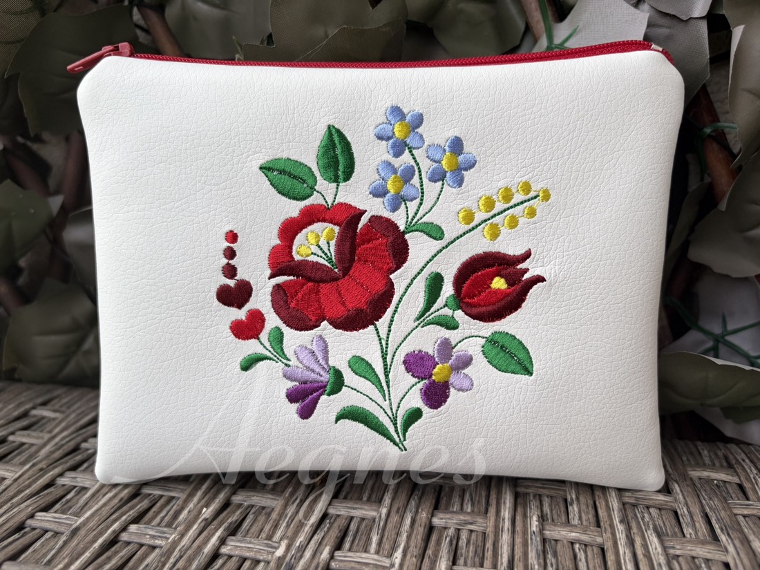 Neszi Matyós -  - Artynos.ro