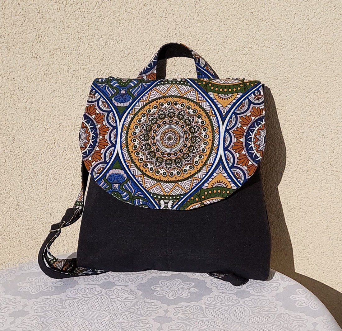 Rucsac pentru femei cu model mandala - geantă și husă - rucsacuri - rucsac damă, rucsac bărbați - Artynos.ro Rucsac pentru femei cu model mandala - geantă și husă - rucsacuri - rucsac damă, rucsac bărbați - Artynos.ro