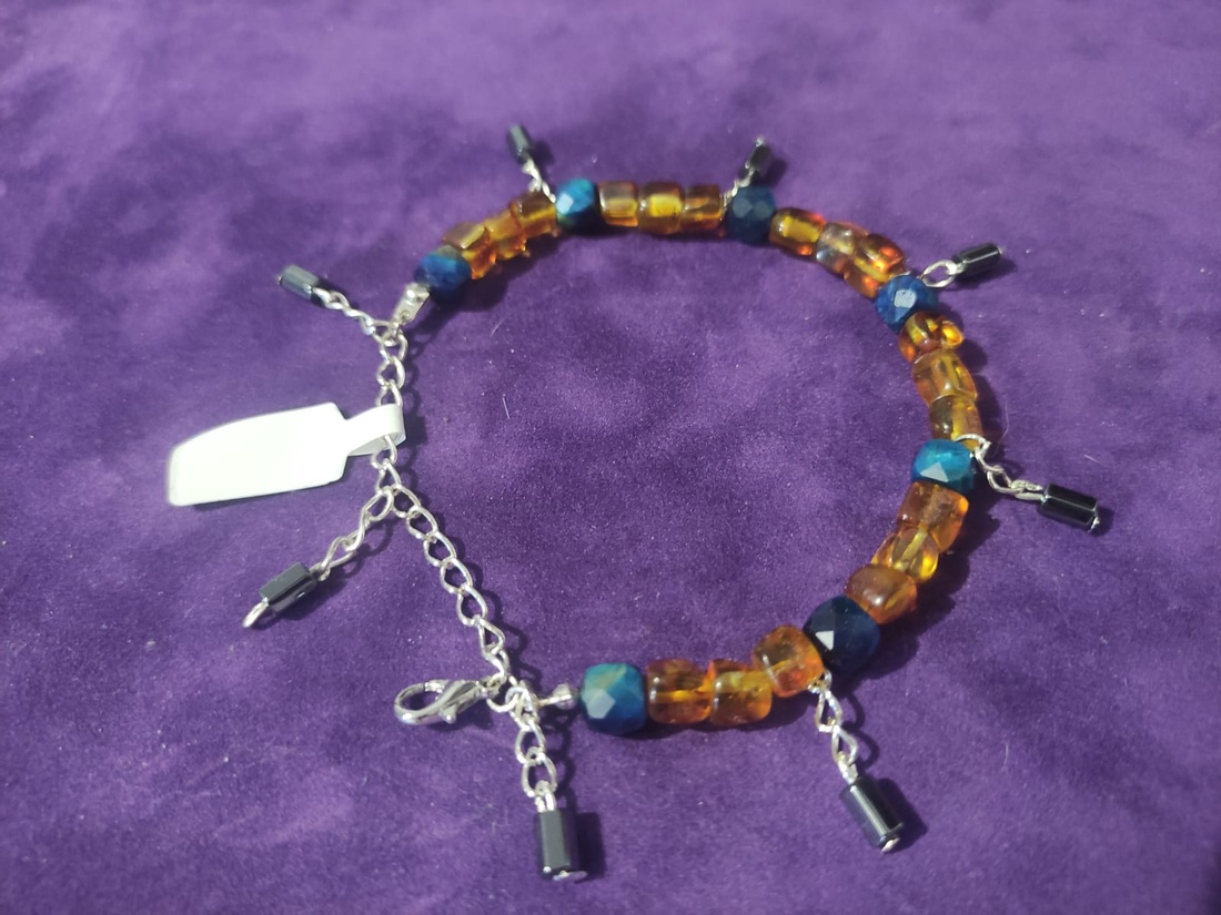Bratara chihlimbar. - accesorii nuntă - accesorii și cadouri de burlecițe - Artynos.ro Bratara chihlimbar. - accesorii nuntă - accesorii și cadouri de burlecițe - Artynos.ro