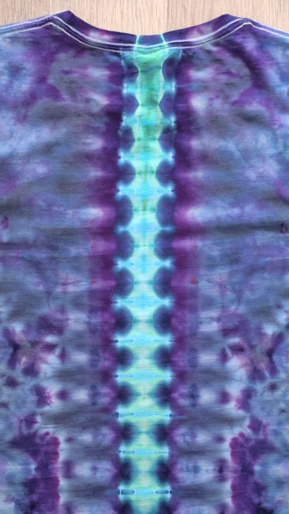 Cosmic Mandala � Tricou vopsit stil psihedelic - îmbrăcăminte și modă - haine bărbați - tricouri bărbați - Artynos.ro