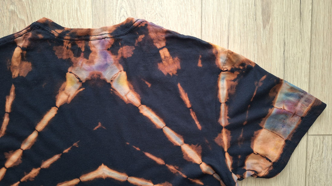 Reverse Bones � Tricou rock vopsit manual unicat - îmbrăcăminte și modă - haine bărbați - tricouri bărbați - Artynos.ro