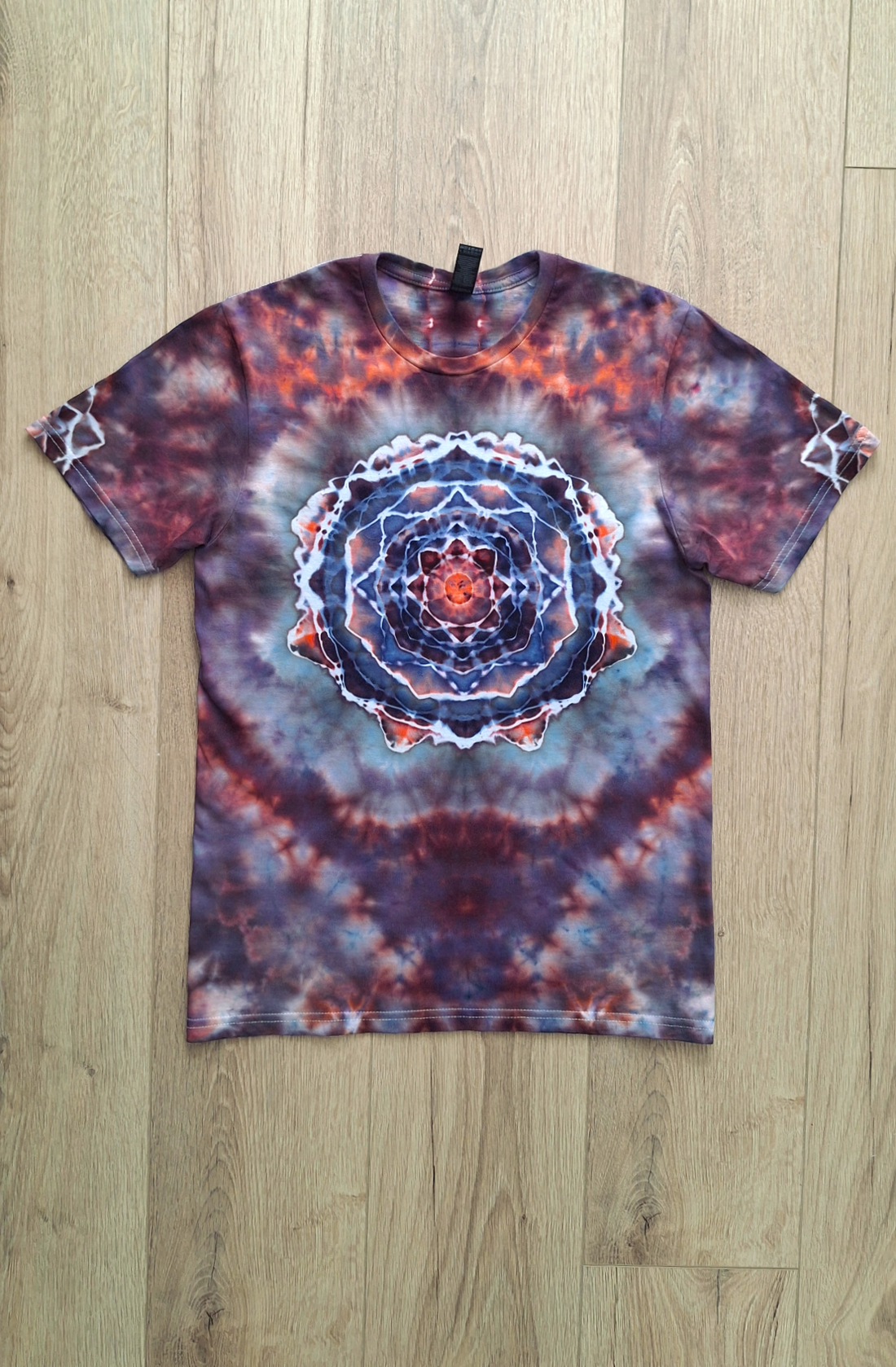 Midnight Mandala - Tricou unisex unicat din bumbac - îmbrăcăminte și modă - haine damă - tricou și top de damă - Artynos.ro
