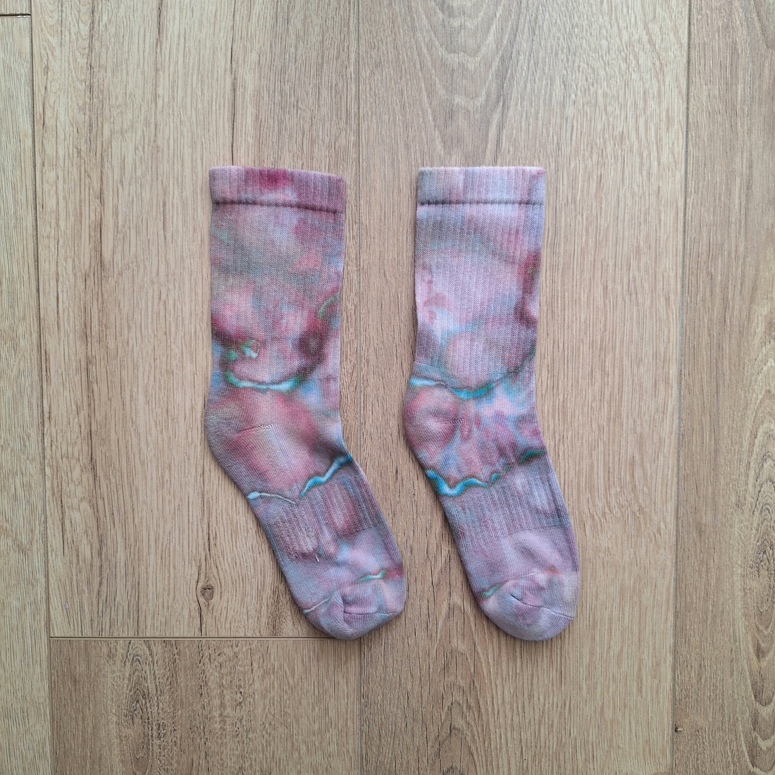 Soft Marble - Șosete colorate flaușate unicat - îmbrăcăminte și modă - pantofi, papuci, șosete - șosete, șosete de genunchi - Artynos.ro