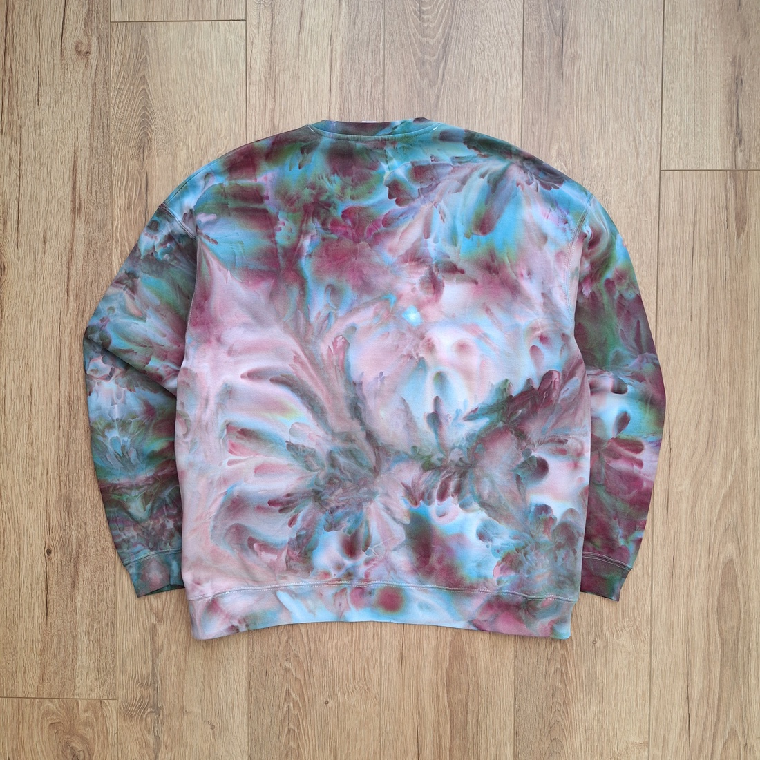 Stormy Sky - Hanorac unisex vopsit manual unicat - îmbrăcăminte și modă - haine bărbați - pulover bărbați - Artynos.ro