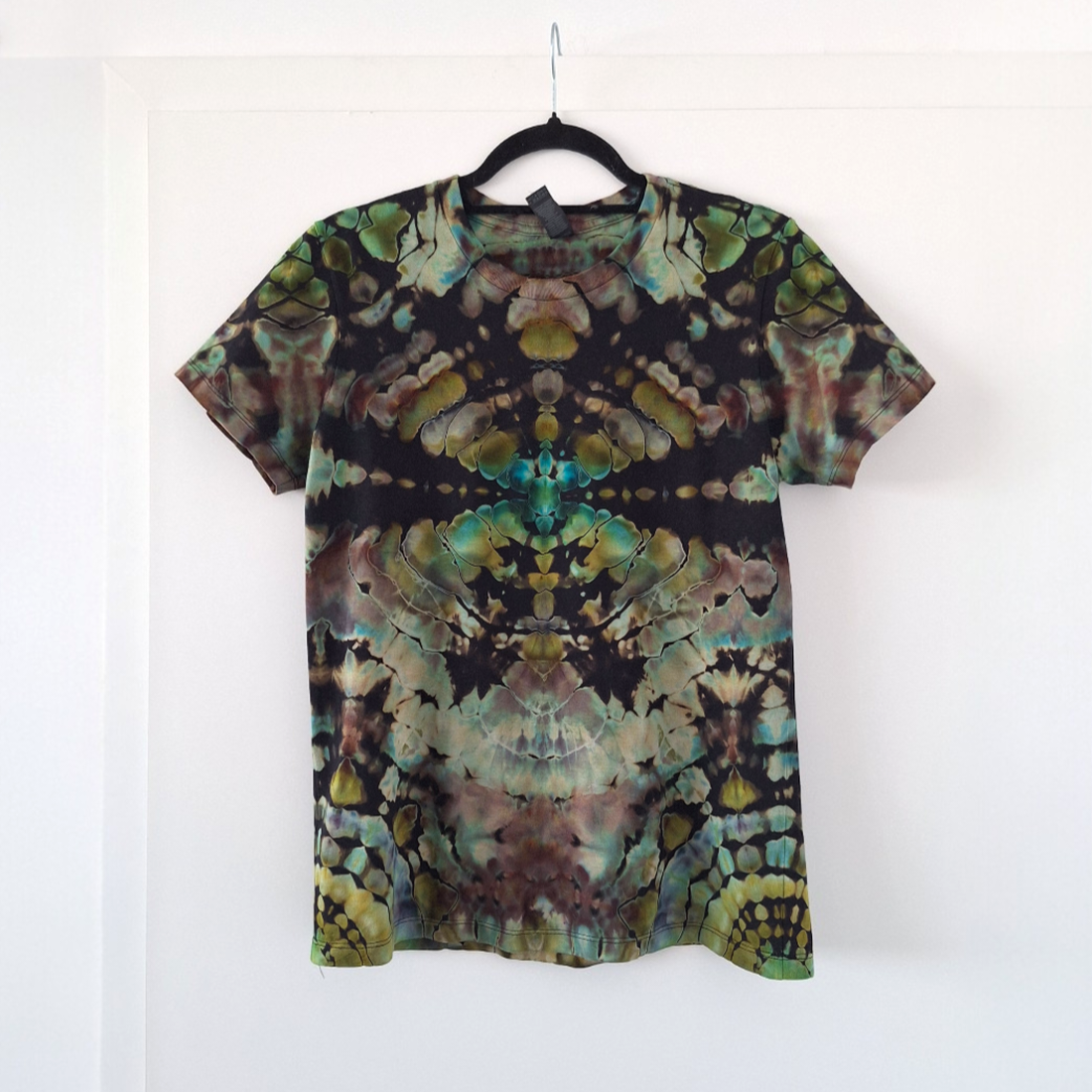 Midnight Garden - Tricou bumbac negru mozaic unicat - îmbrăcăminte și modă - haine damă - tricou și top de damă - Artynos.ro