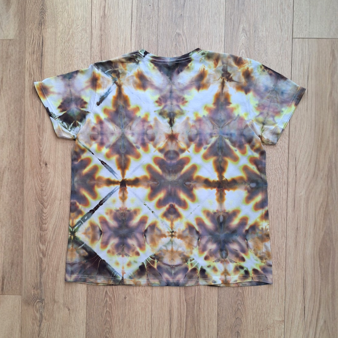 Tricou damă bumbac vopsit manual shibori unicat - îmbrăcăminte și modă - haine damă - tricou și top de damă - Artynos.ro
