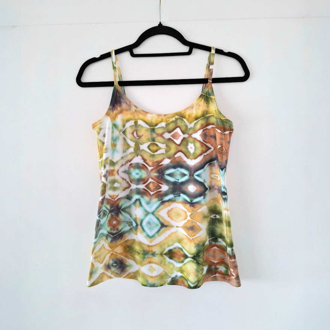 Organic Glitch - Maiou unicat vopsit manual - îmbrăcăminte și modă - haine damă - tricou și top de damă - Artynos.ro