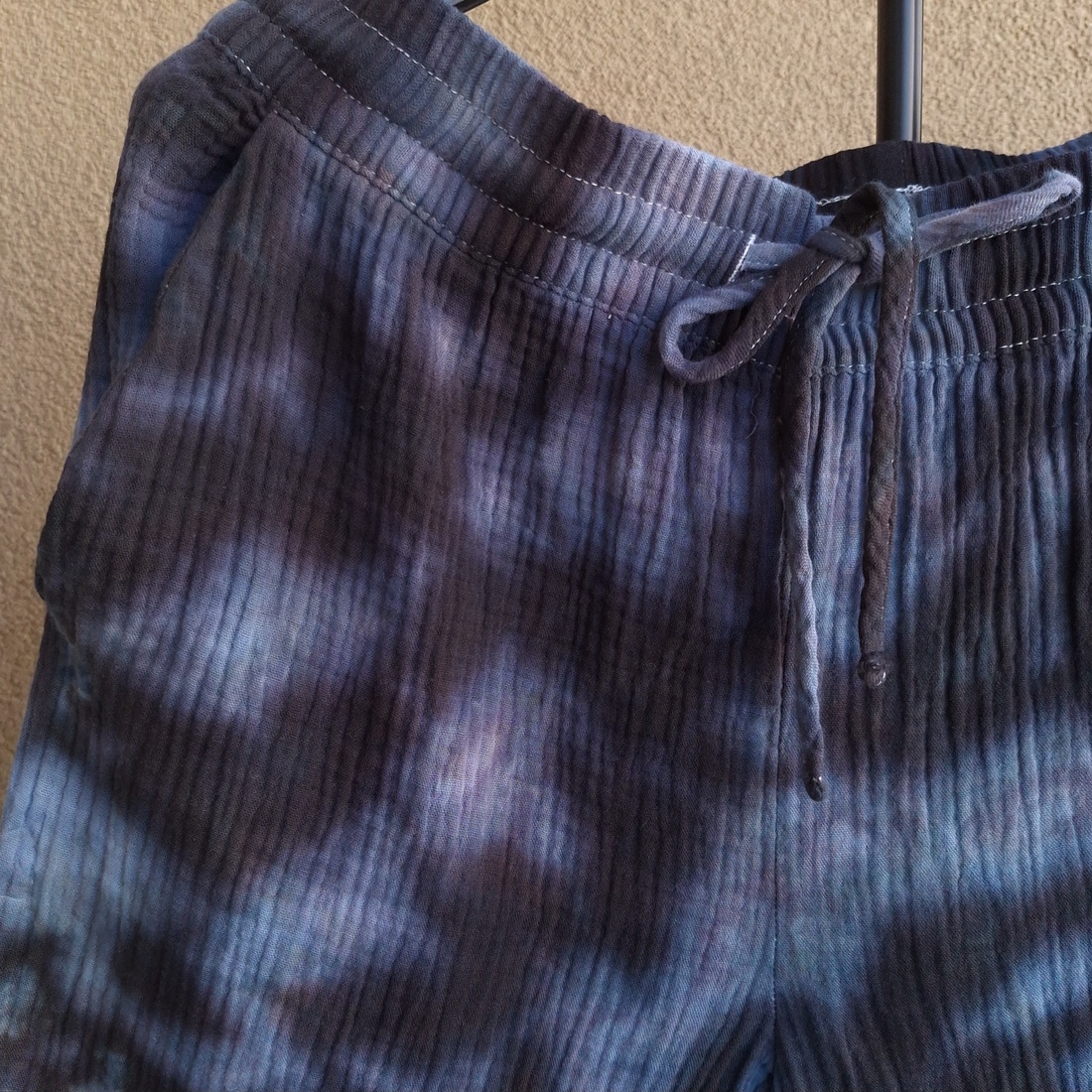 [M] Pantaloni unisex muselină bumbac vopsiți manual - îmbrăcăminte și modă - haine damă - pantaloni damă - Artynos.ro