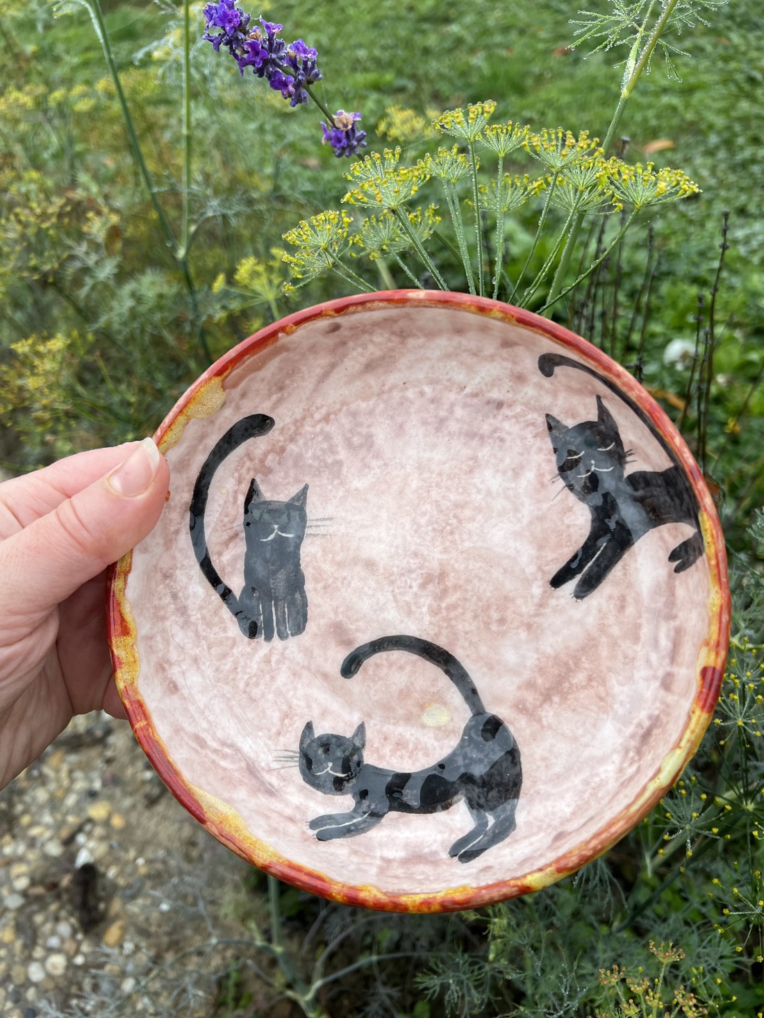 Bol ceramic pictat manual - Pisici negre - casă & stil de viață - accesorii pentru echipamente de bucătărie - accesorii de servire - boluri și farfurii din lemn, bol de servire - Artynos.ro