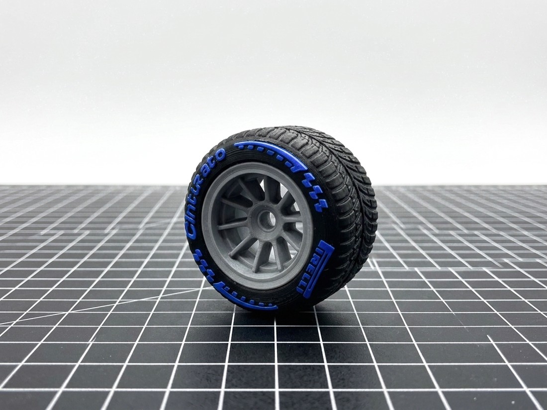 Breloc în formă de volan de F1 � Breloc cu volan de curse Formula 1 � Imprimat 3D -  - Artynos.ro