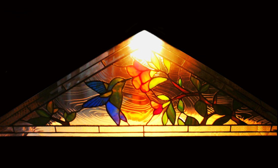 Inserție de fereastră Hummingbird în Tiffany - casă & stil de viață - accesorii pentru decorat casa - decorațiuni de geam și decorațiuni de ușă  - decor ferestre și autocolant pentru geam - Artynos.ro