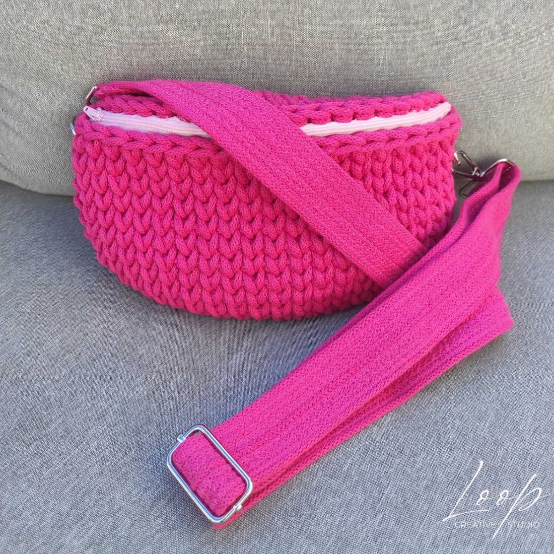 Bohemian magenta croșetat crossbody sac cu căptușeală mandala - handmade femei geantă laterală - genți și portofele - genți de mână și umăr - geantă crossbody - Artynos.ro