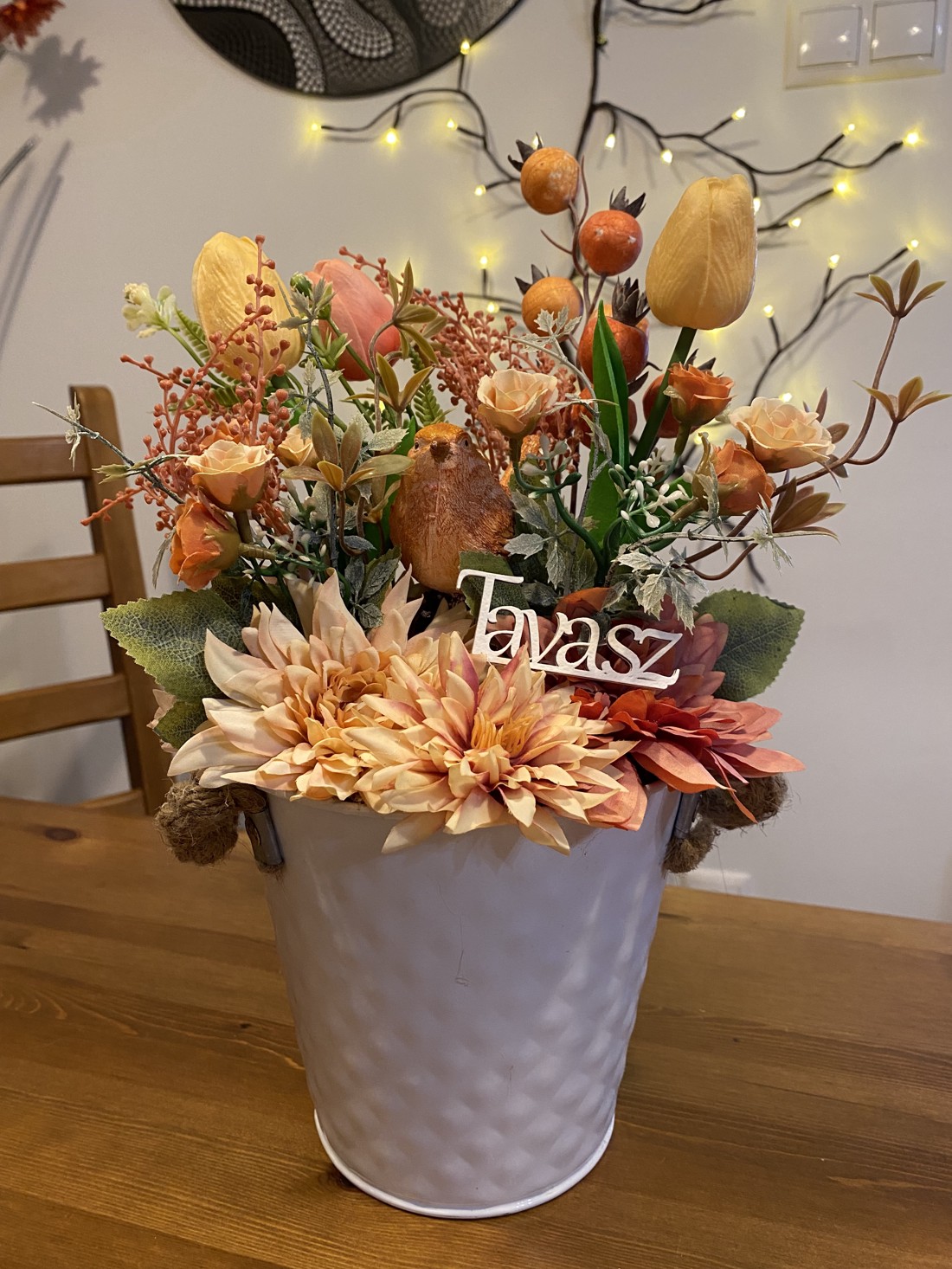 Decorațiuni florale de primăvară pentru masă  - casă & stil de viață - decorațiuni de casă - accesorii florale - flori în ghiveci - Artynos.ro