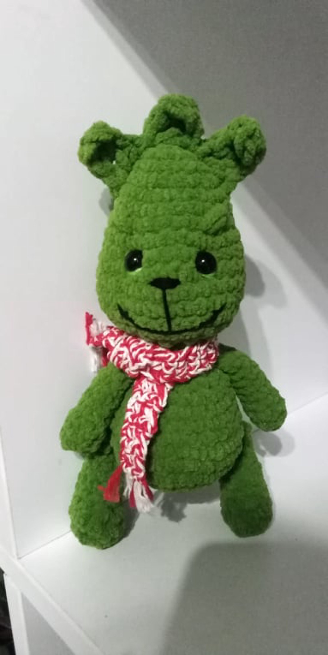 Grinch chenille - - Artynos.ro Grinch chenille - - Artynos.ro