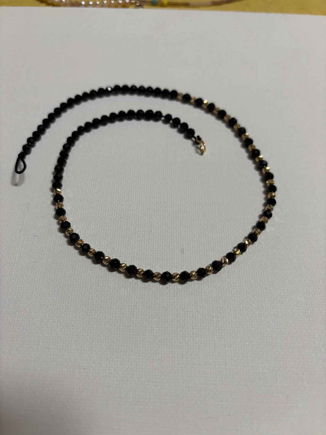 Colier onix si bilute argint auriu - bijuterii - coliere - coliere din pietre semiprețioase - Artynos.ro