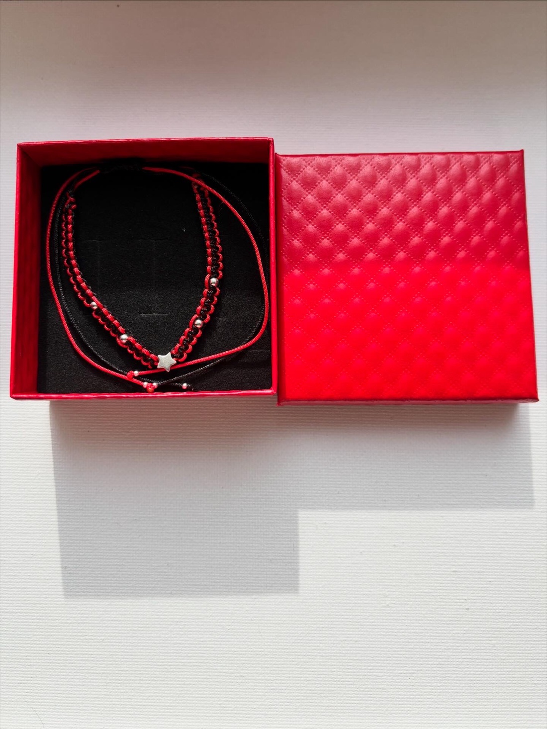 Bratara impletita din snur - bijuterii - brățări - brățări împletite - Artynos.ro