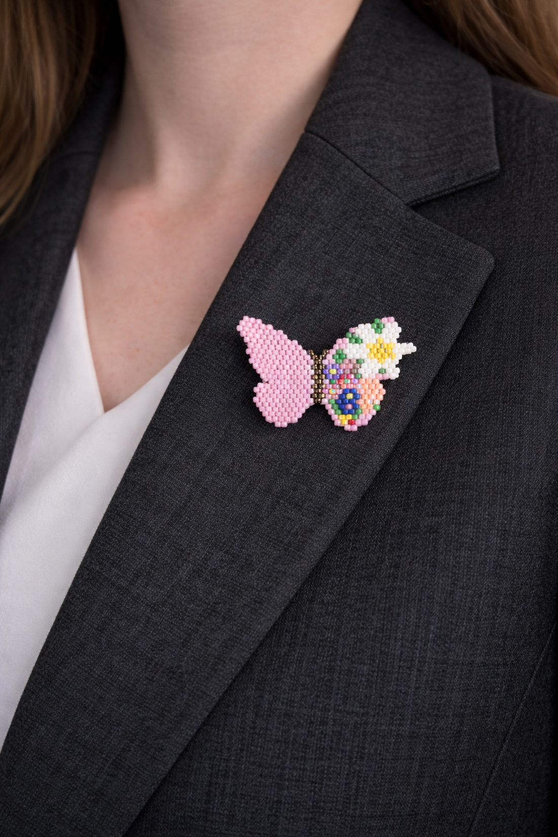 Brosa fluture colorat - bijuterii - broșe - Artynos.ro