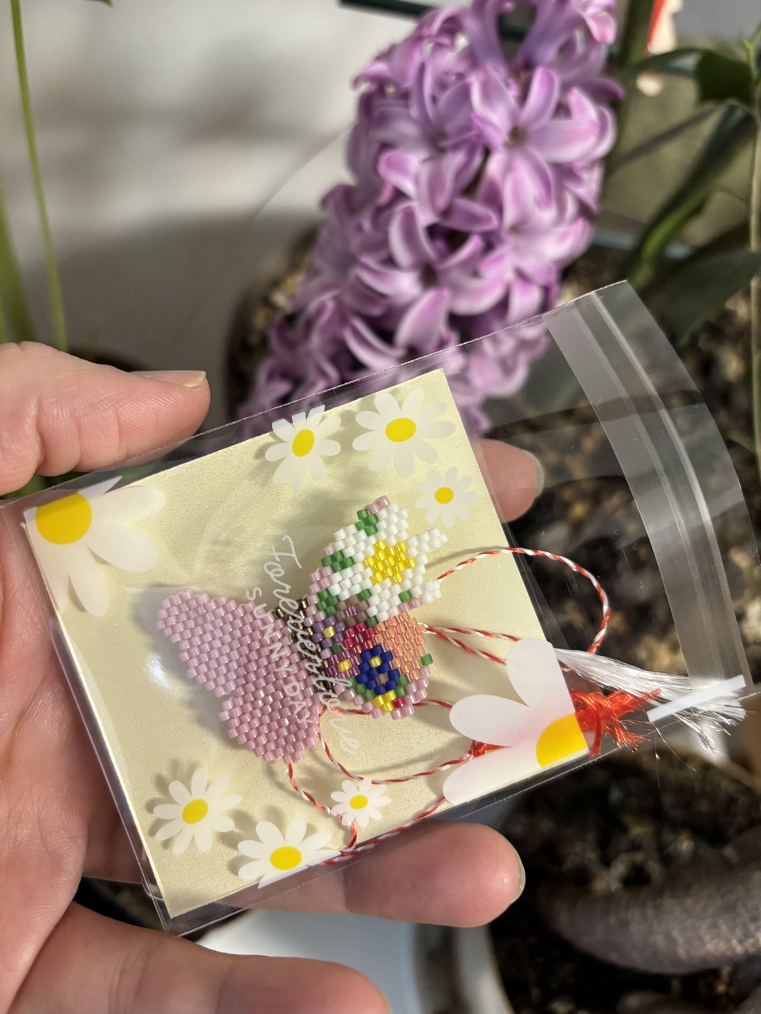 Brosa fluture colorat - bijuterii - broșe - Artynos.ro