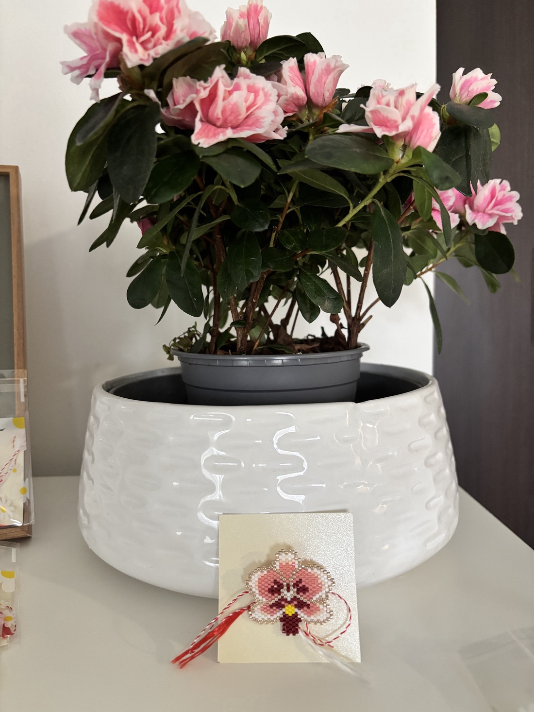 Brosa Camelie - bijuterii - broșe - Artynos.ro