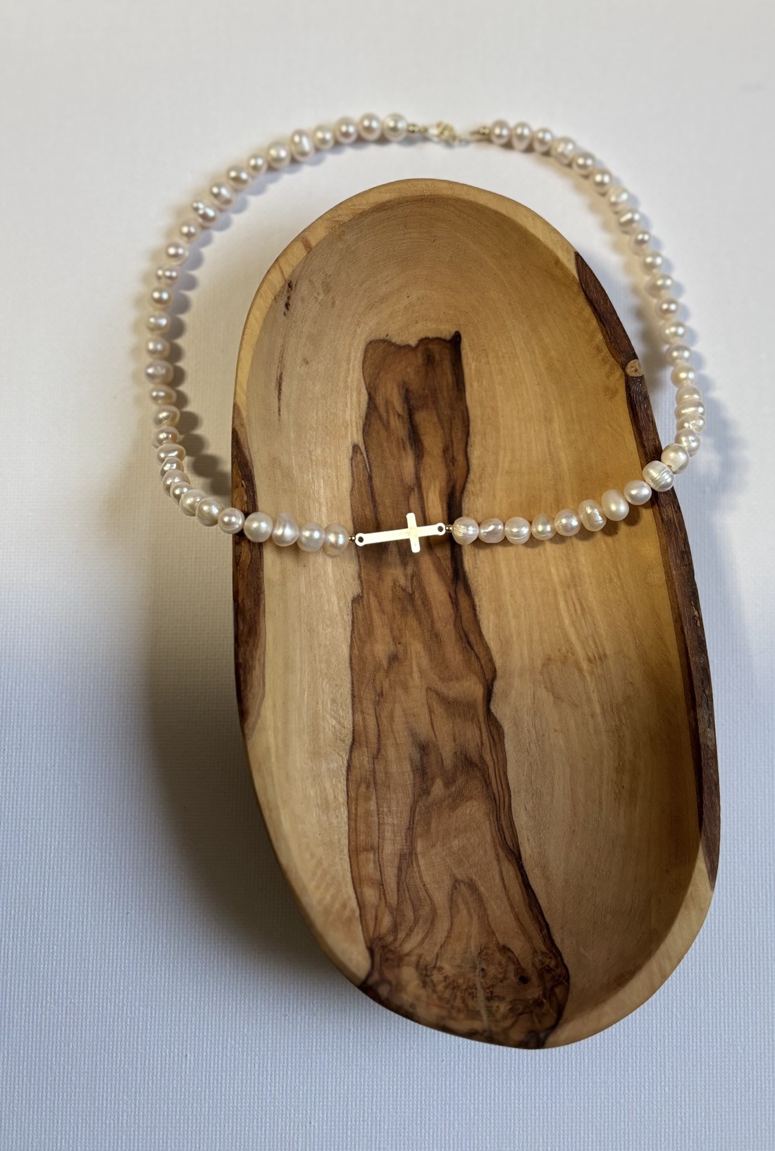 Colier perle de cultura si cruciulita argint  - bijuterii - coliere - coliere din perle - Artynos.ro