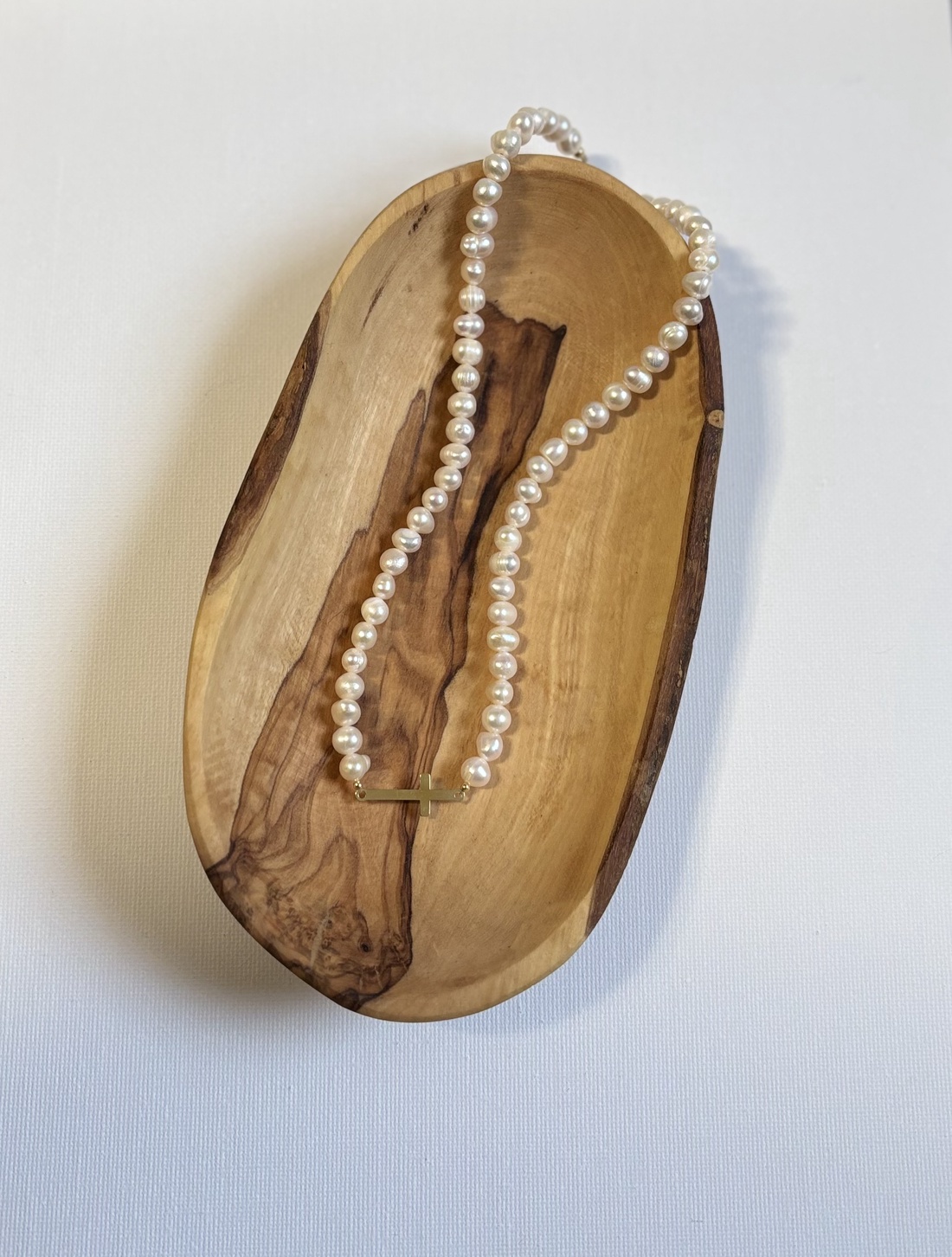 Colier perle de cultura si cruciulita argint  - bijuterii - coliere - coliere din perle - Artynos.ro