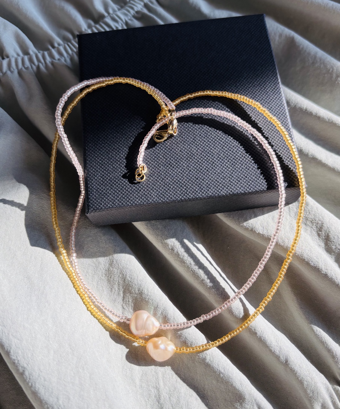 Colier cu perla baroque - bijuterii - coliere - coliere din mărgele - Artynos.ro