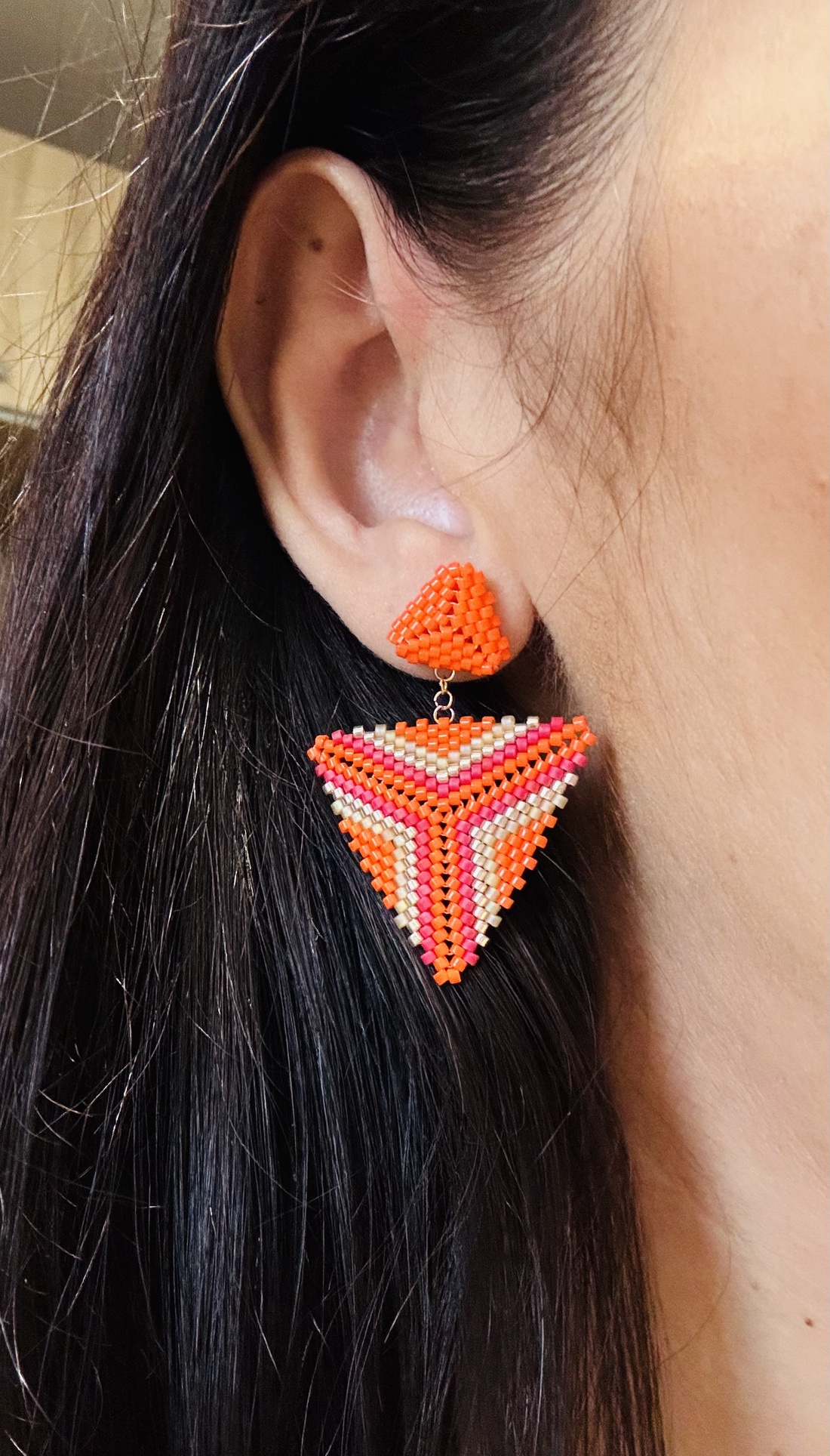 Cercei triunghi mari - bijuterii - cercei - cercei din mărgele - Artynos.ro