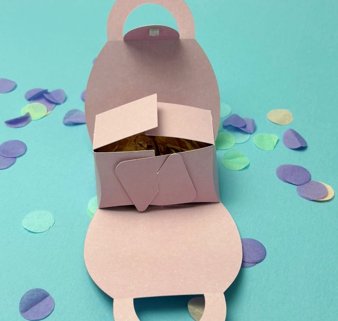 Cutiute pentru marturii - accesorii nuntă - amintiri și cadouri de nuntă - favoruri de nuntă - Artynos.ro Cutiute pentru marturii - accesorii nuntă - amintiri și cadouri de nuntă - favoruri de nuntă - Artynos.ro