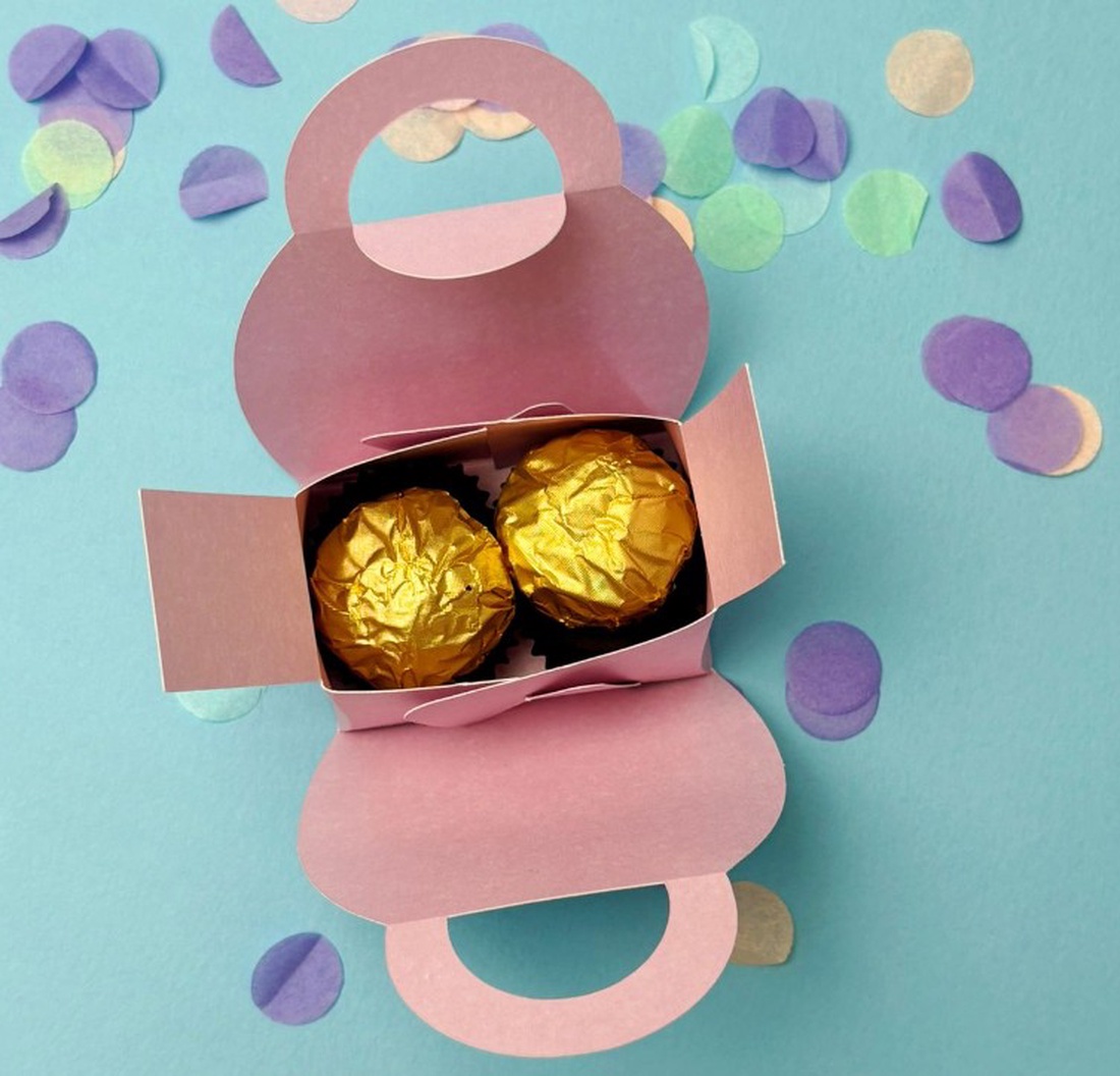 Cutiute pentru marturii - accesorii nuntă - amintiri și cadouri de nuntă - favoruri de nuntă - Artynos.ro Cutiute pentru marturii - accesorii nuntă - amintiri și cadouri de nuntă - favoruri de nuntă - Artynos.ro
