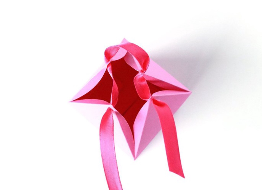 Cutiute pentru marturii - accesorii nuntă - amintiri și cadouri de nuntă - favoruri de nuntă - Artynos.ro Cutiute pentru marturii - accesorii nuntă - amintiri și cadouri de nuntă - favoruri de nuntă - Artynos.ro