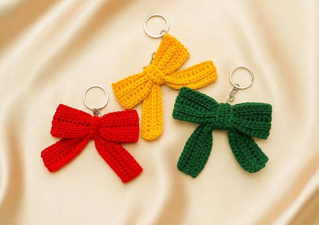 Breloc fundita crosetat manual - geantă și husă - accesorii genți - breloc - Artynos.ro Breloc fundita crosetat manual - geantă și husă - accesorii genți - breloc - Artynos.ro