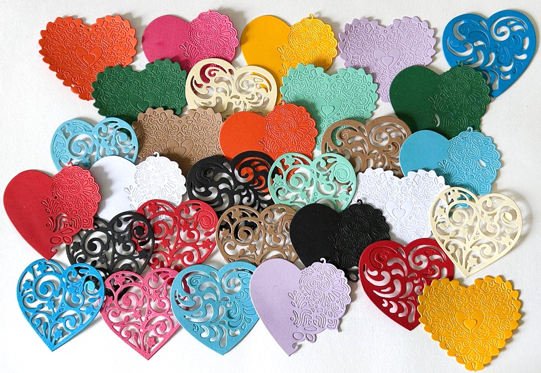 Inimi mari predecupate - accessorii și unelte - hârtie - scrapbook - Artynos.ro Inimi mari predecupate - accessorii și unelte - hârtie - scrapbook - Artynos.ro