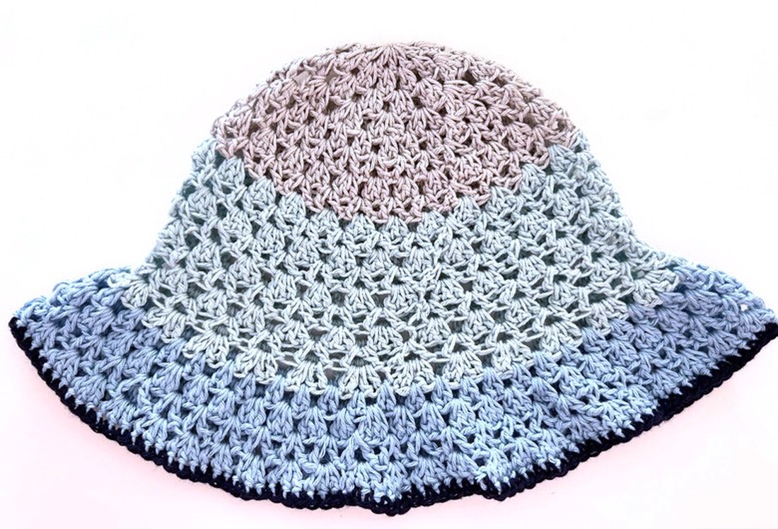 Bucket hat crosetata manual - îmbrăcăminte și modă - eșarfe, pălării, fularuri - pălărie - Artynos.ro Bucket hat crosetata manual - îmbrăcăminte și modă - eșarfe, pălării, fularuri - pălărie - Artynos.ro