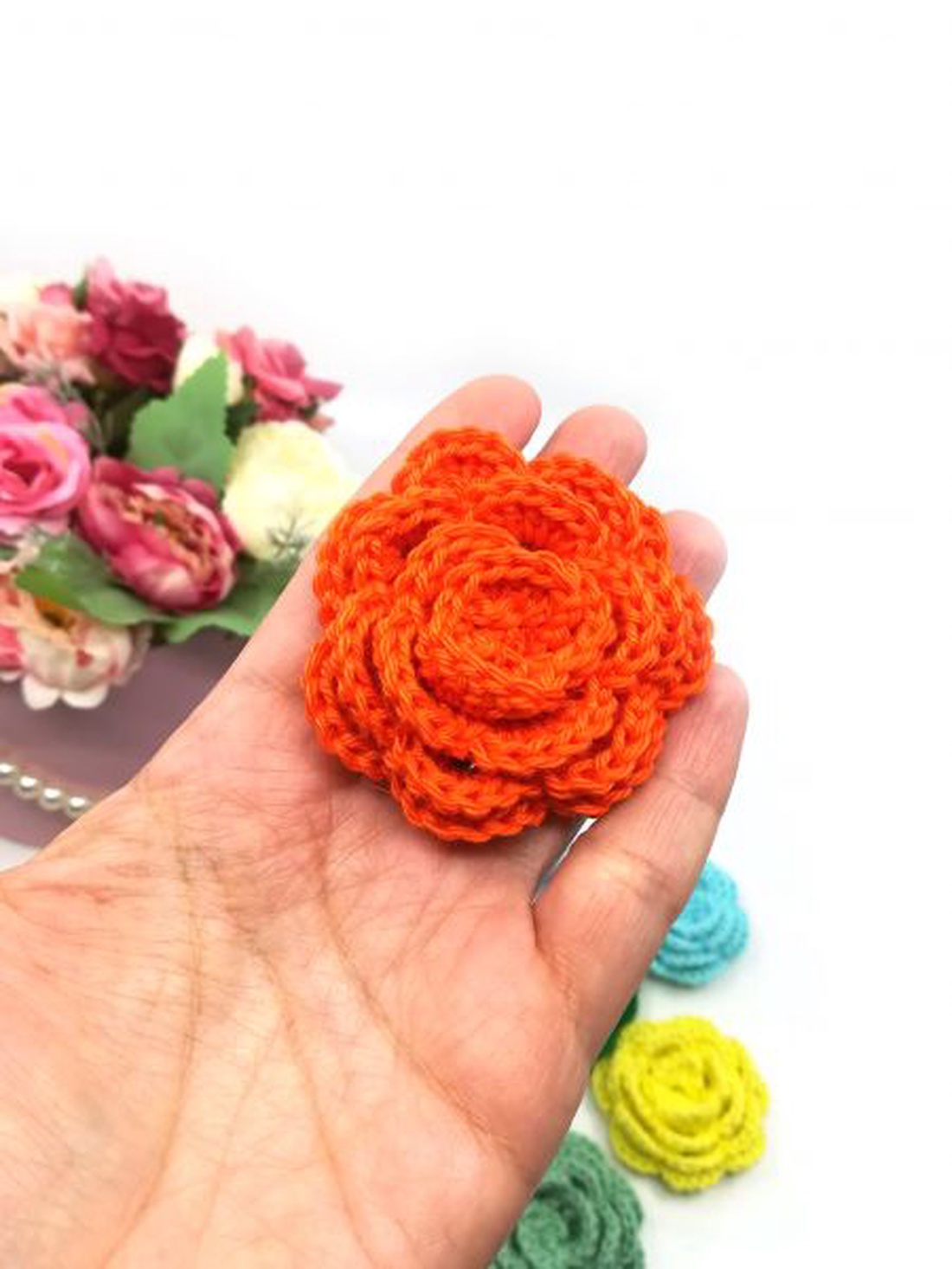  Flori crosetate manual - accessorii și unelte - accesorii decorative - alte accesorii - Artynos.ro